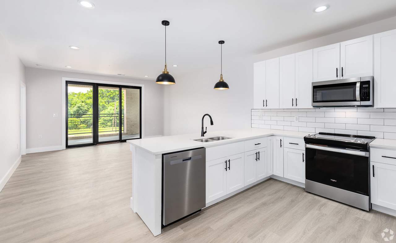 115 Town Center Parkway - 1006