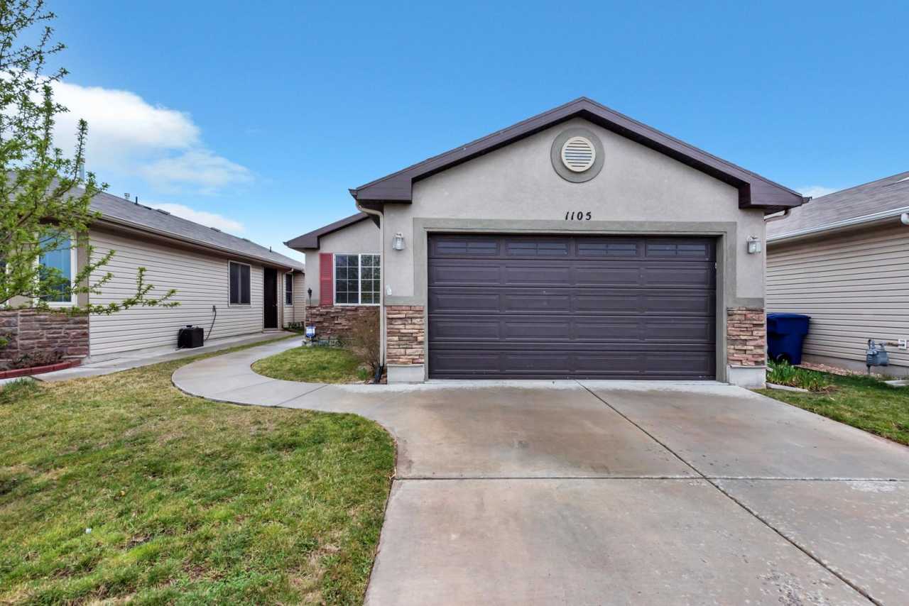 Beautiful Pet Friendly 3 bed/2 bath home in North Salt Lake - Available NOW!