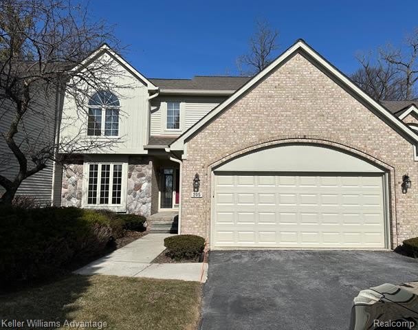 205 SAINT LAWRENCE Boulevard