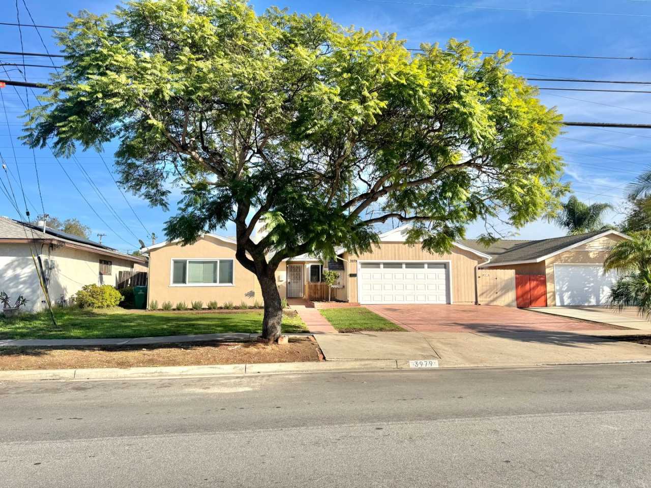Beautifully Remodeled 4bd/2.5ba CLAIREMONT Home! Fenced yard, garage, PET friendly!