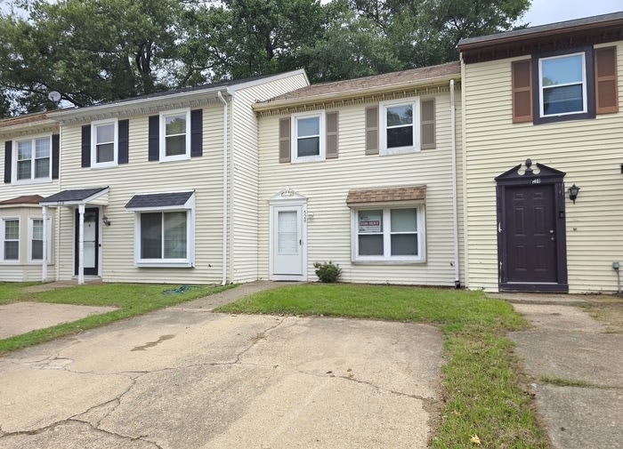 528 Peregrine Street