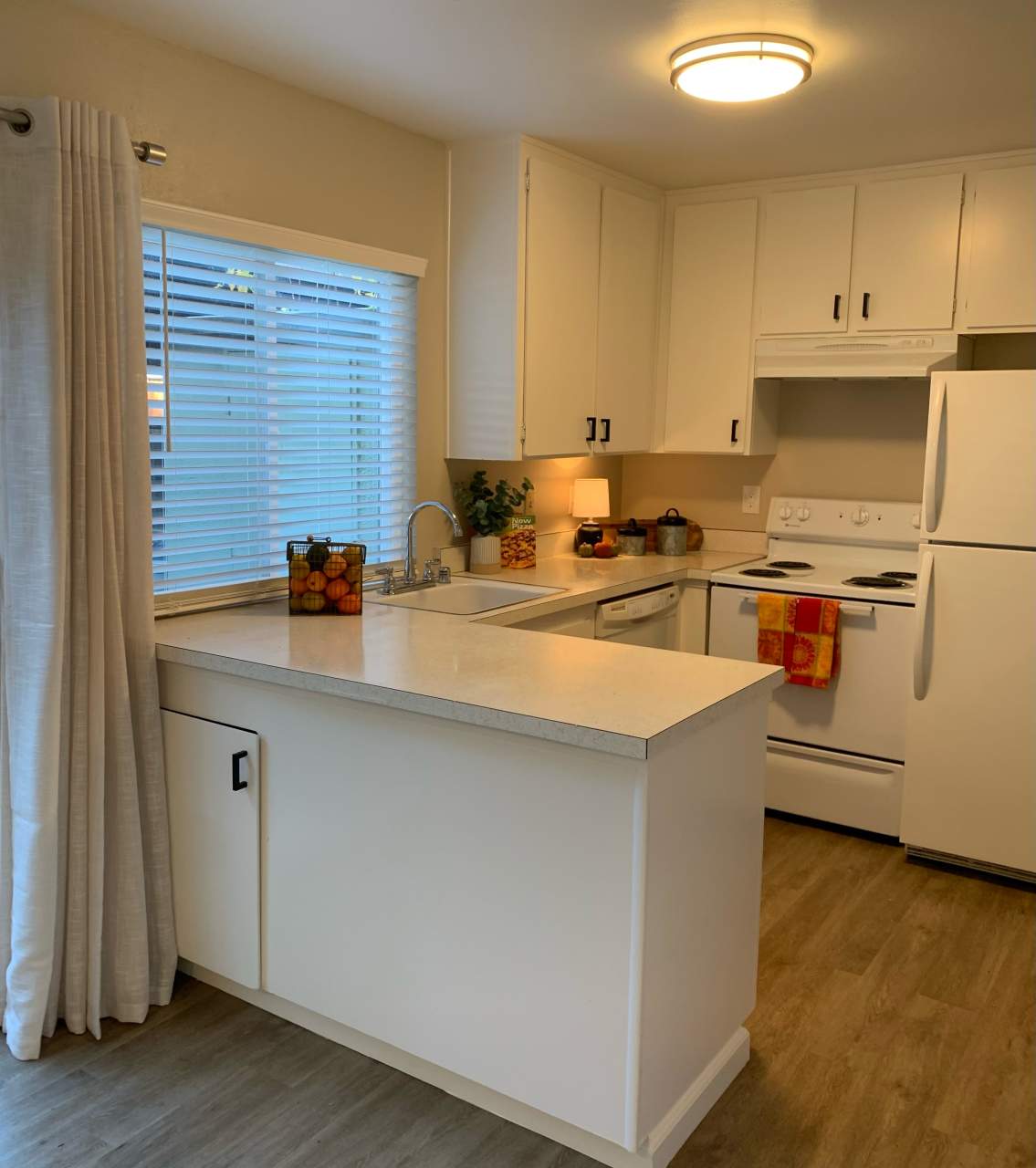 8881 La Riviera Dr Apt D