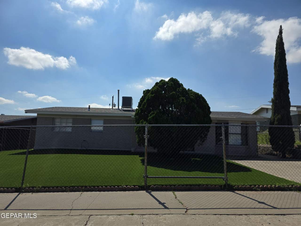 3908 HERCULES Avenue