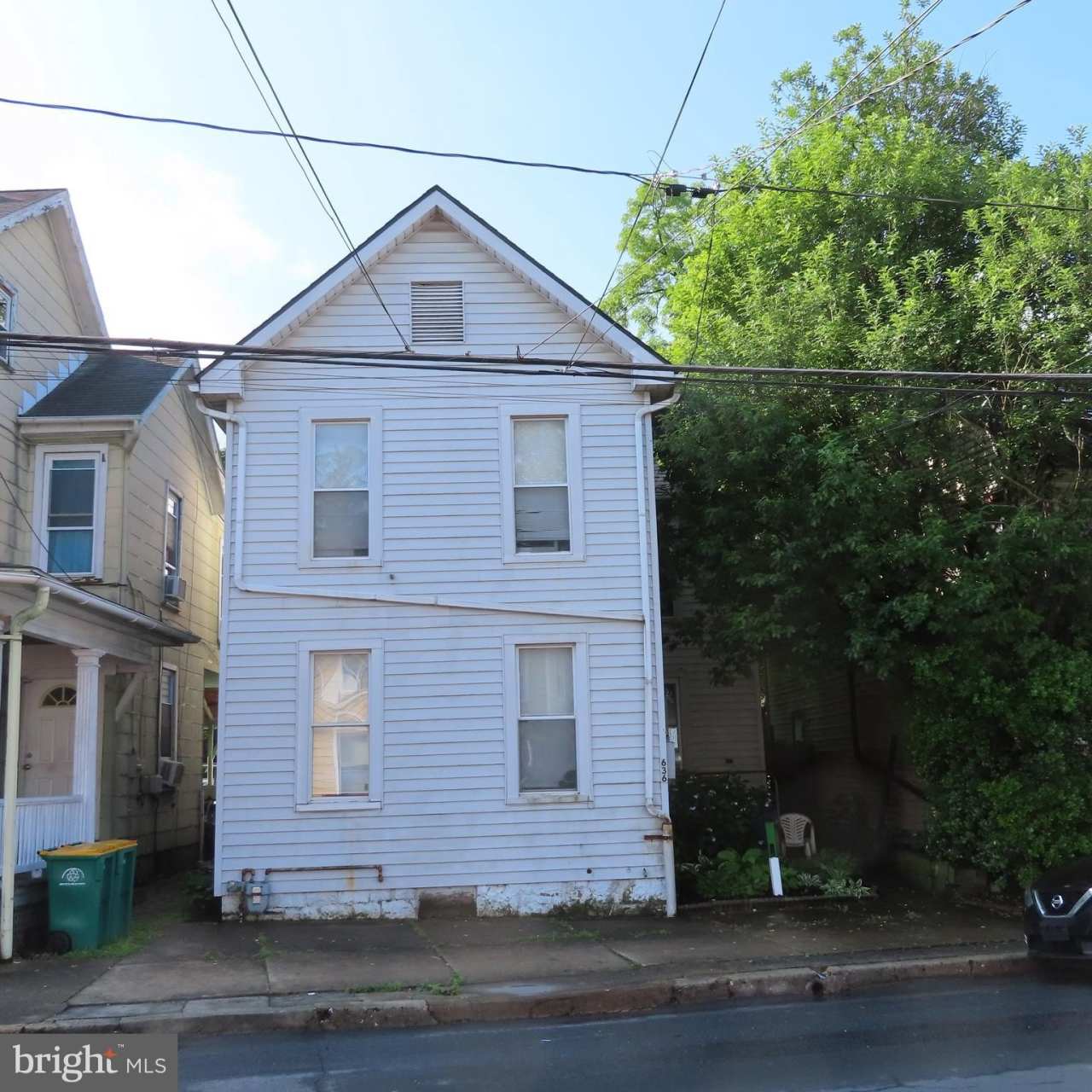 636 BROAD STREET