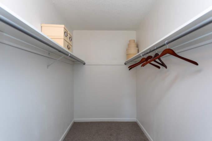 888 S Oneida St, #1214