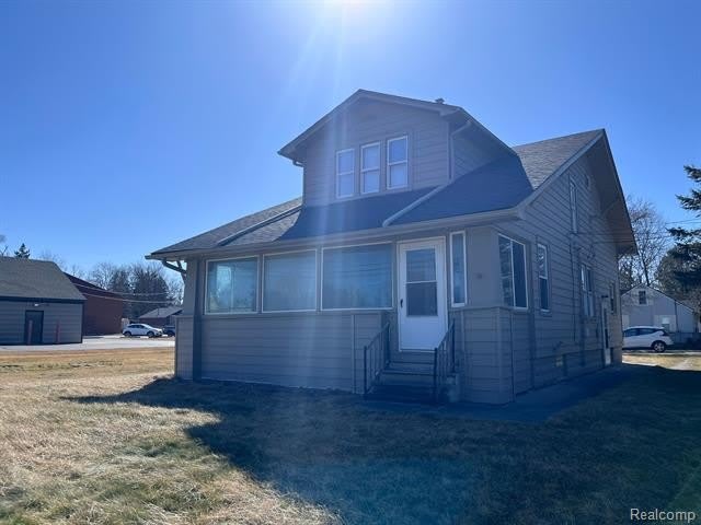 2175 W AUBURN Road