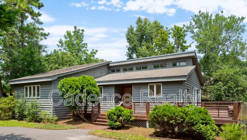 6209 Greenville Sound Rd