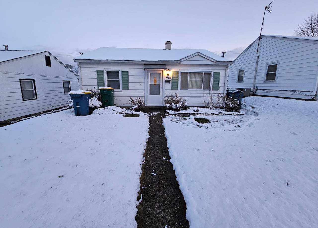 2 bed, 1 bath, Mishawaka