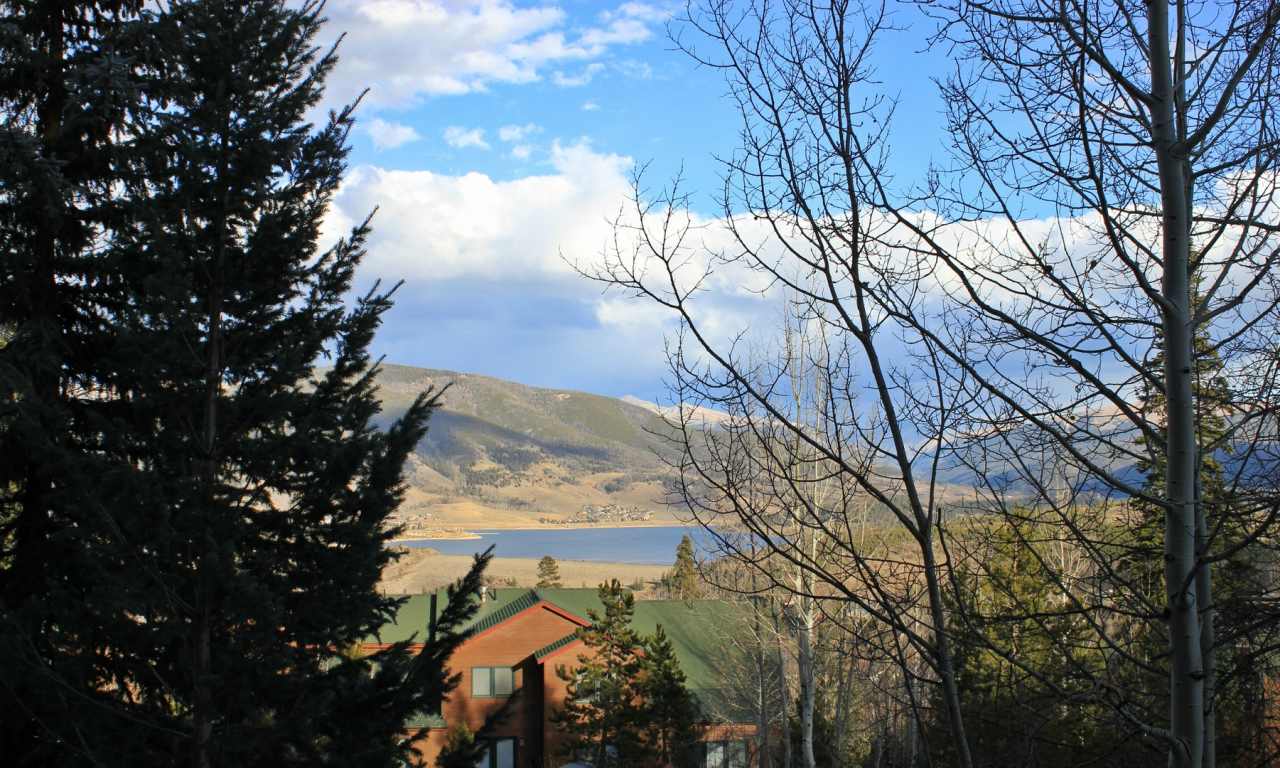 WINTER RENTAL- 2 Bedroom/1 Bath w/Washer/Dryer, 50" TV w/Netflix Utilities Inc