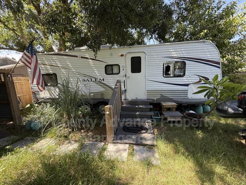 4230 1/2 40th Street N