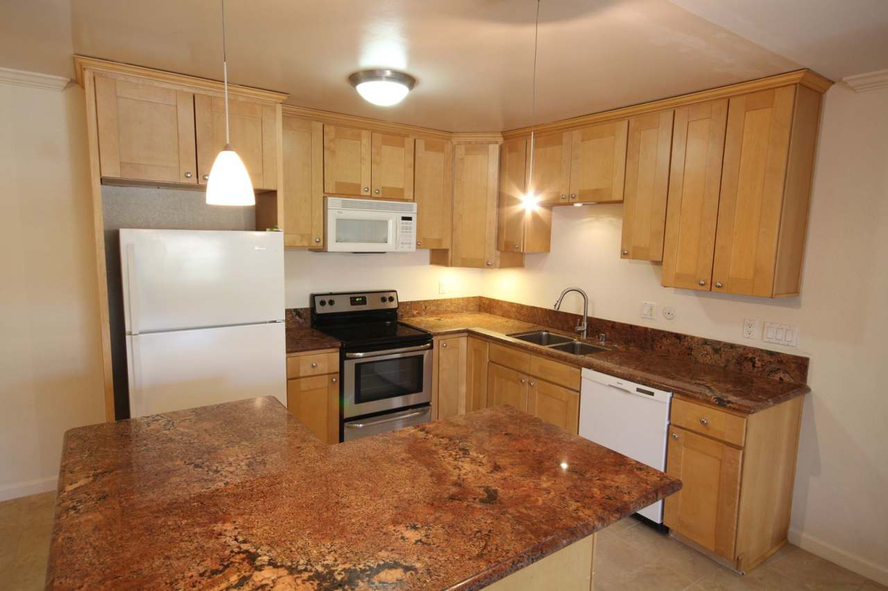 Huge 2 Bedroom Condo