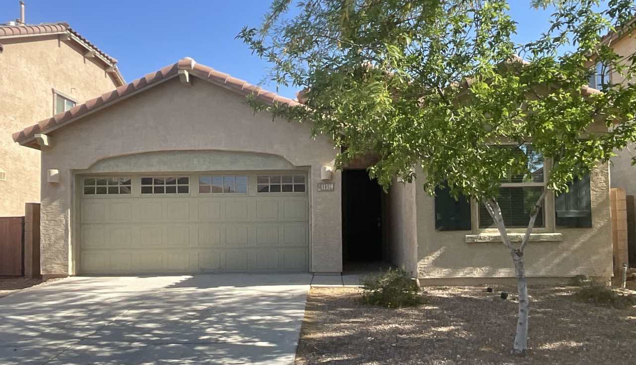 Vail School District hard to find 5 bedroom 3 bath rental home