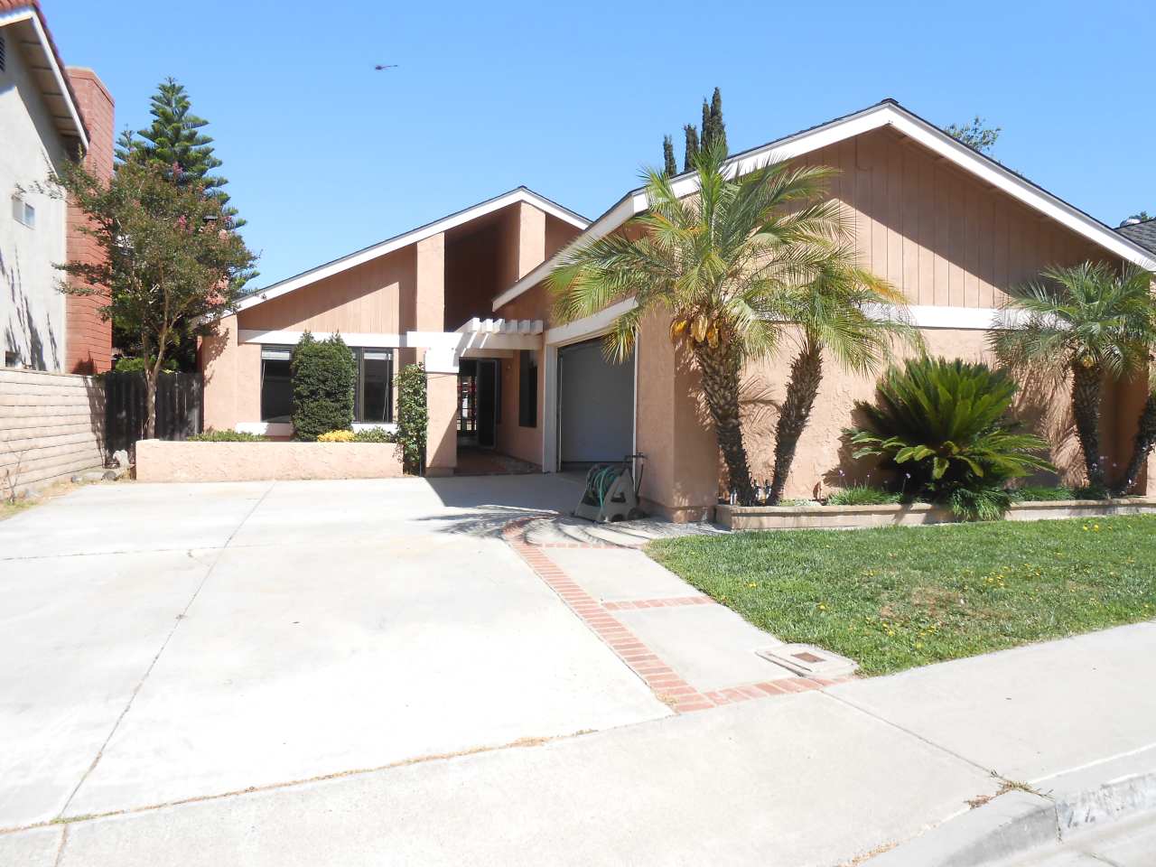 22431 Rippling Brook