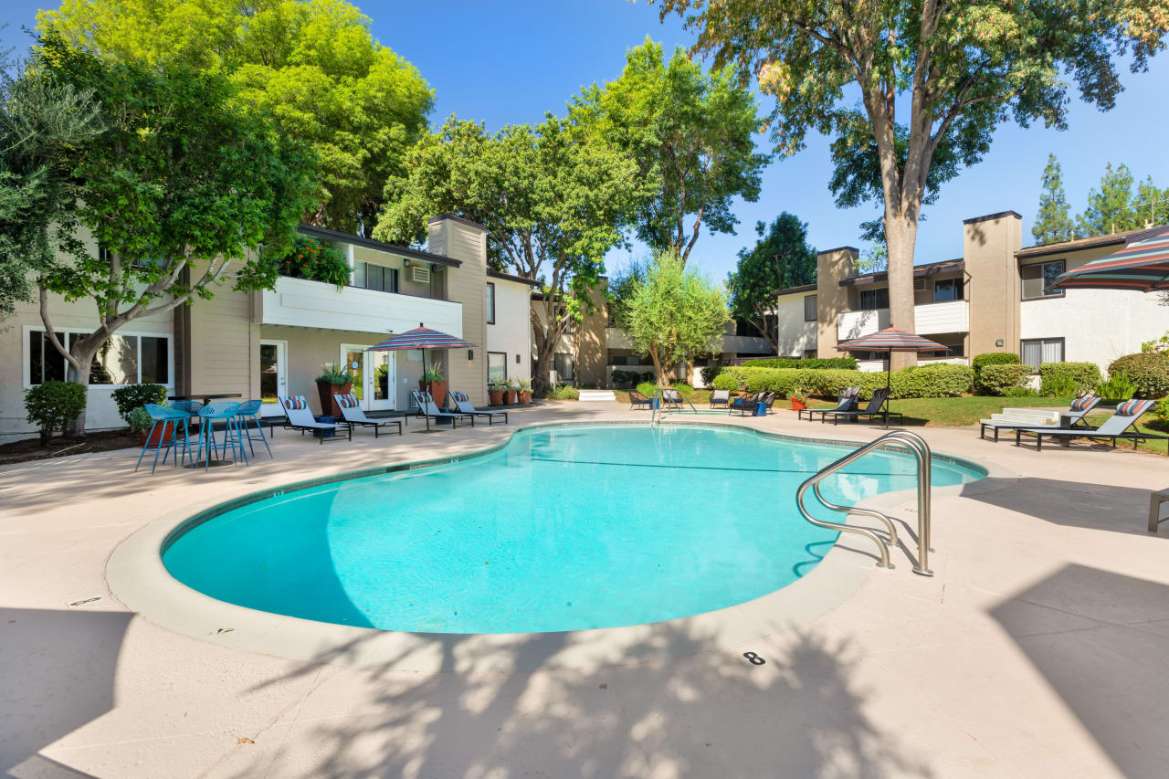 Chatsworth Pointe
