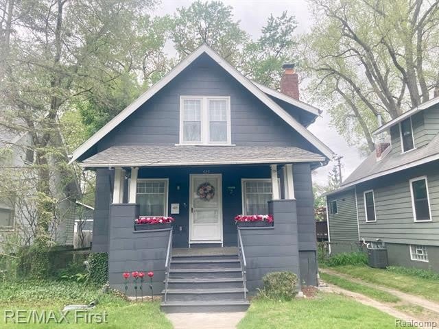 429 E KENILWORTH Avenue