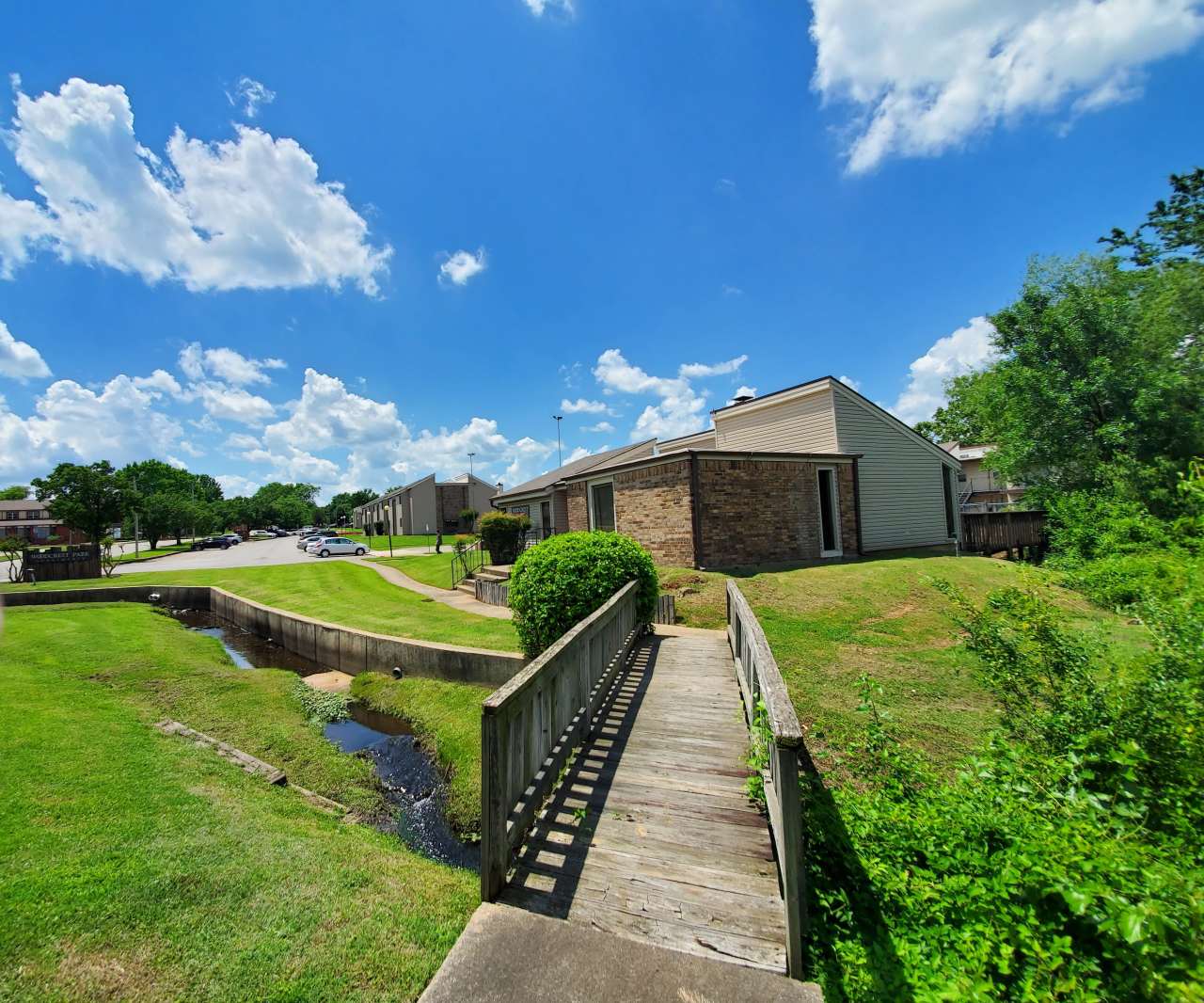 Woodcrest Apartments