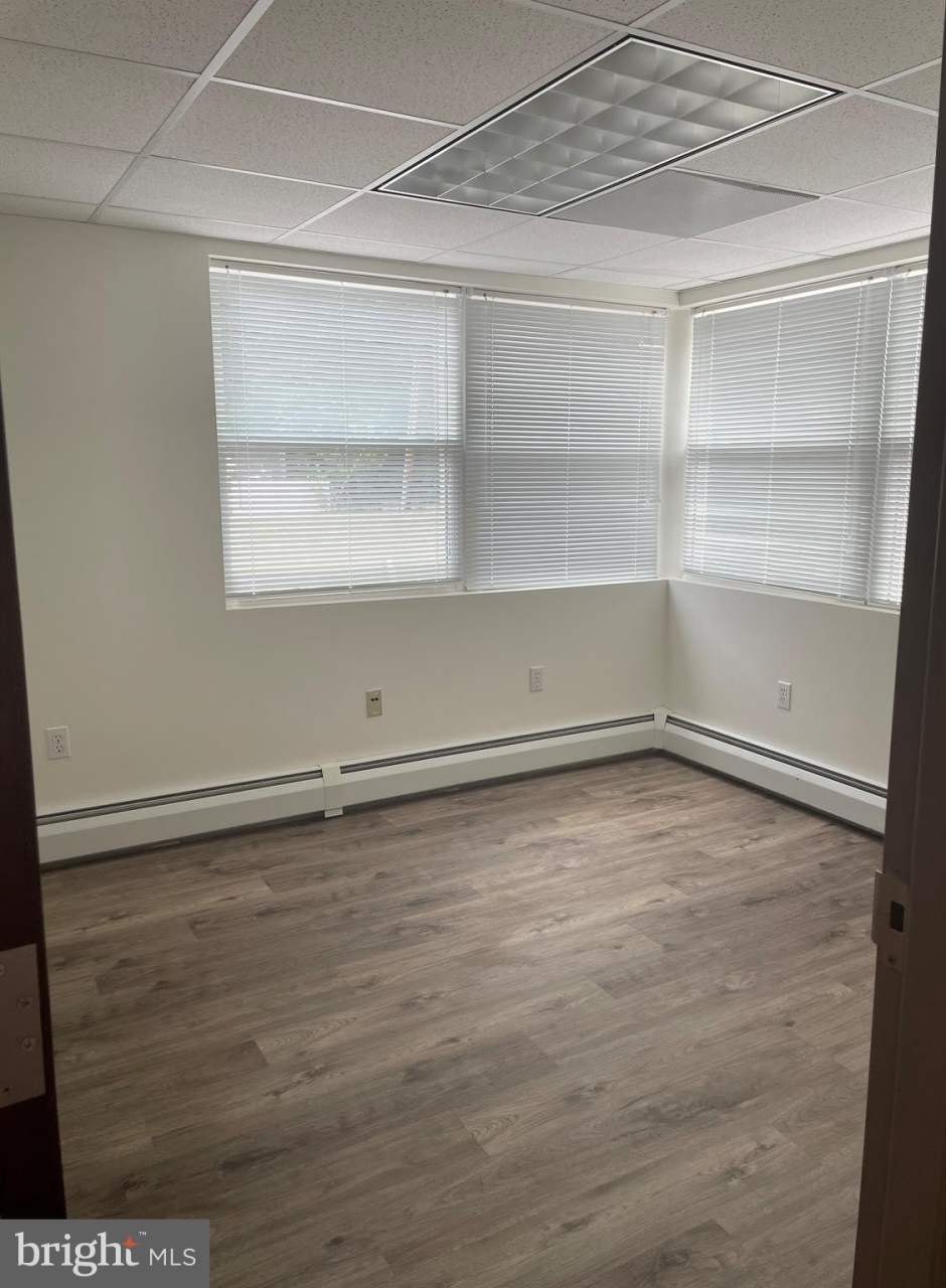 145 ROCKLEDGE Avenue