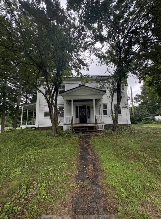 1089 North Pleasant Street - 1