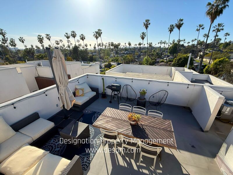 1431 1/2 Waterloo St.