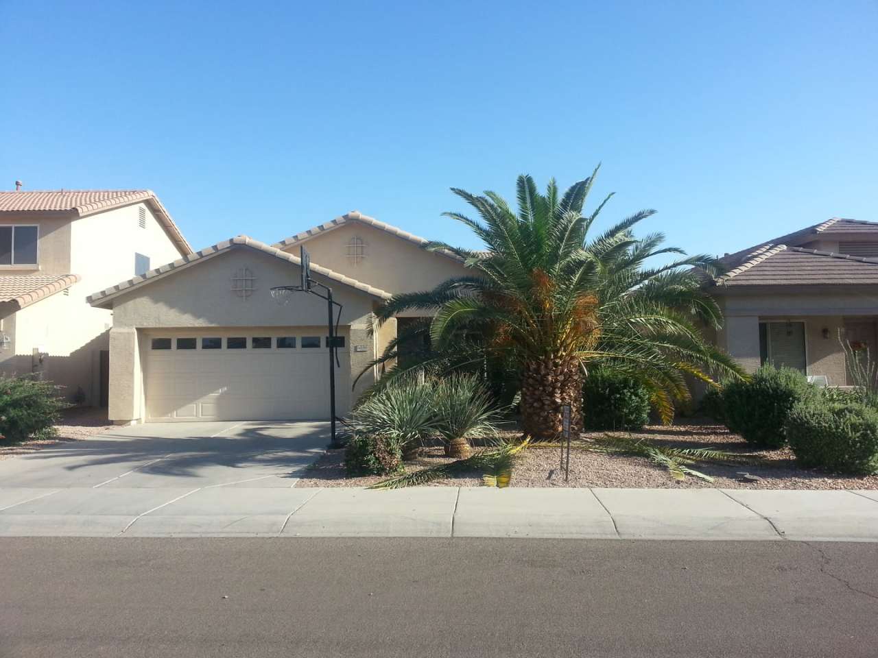 4 bedroom 2 bath in Goodyear