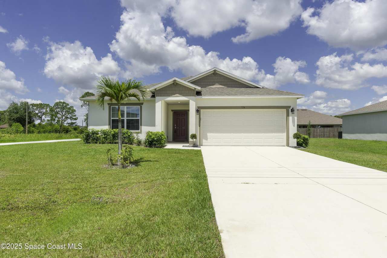 724 San Filippo Drive SE