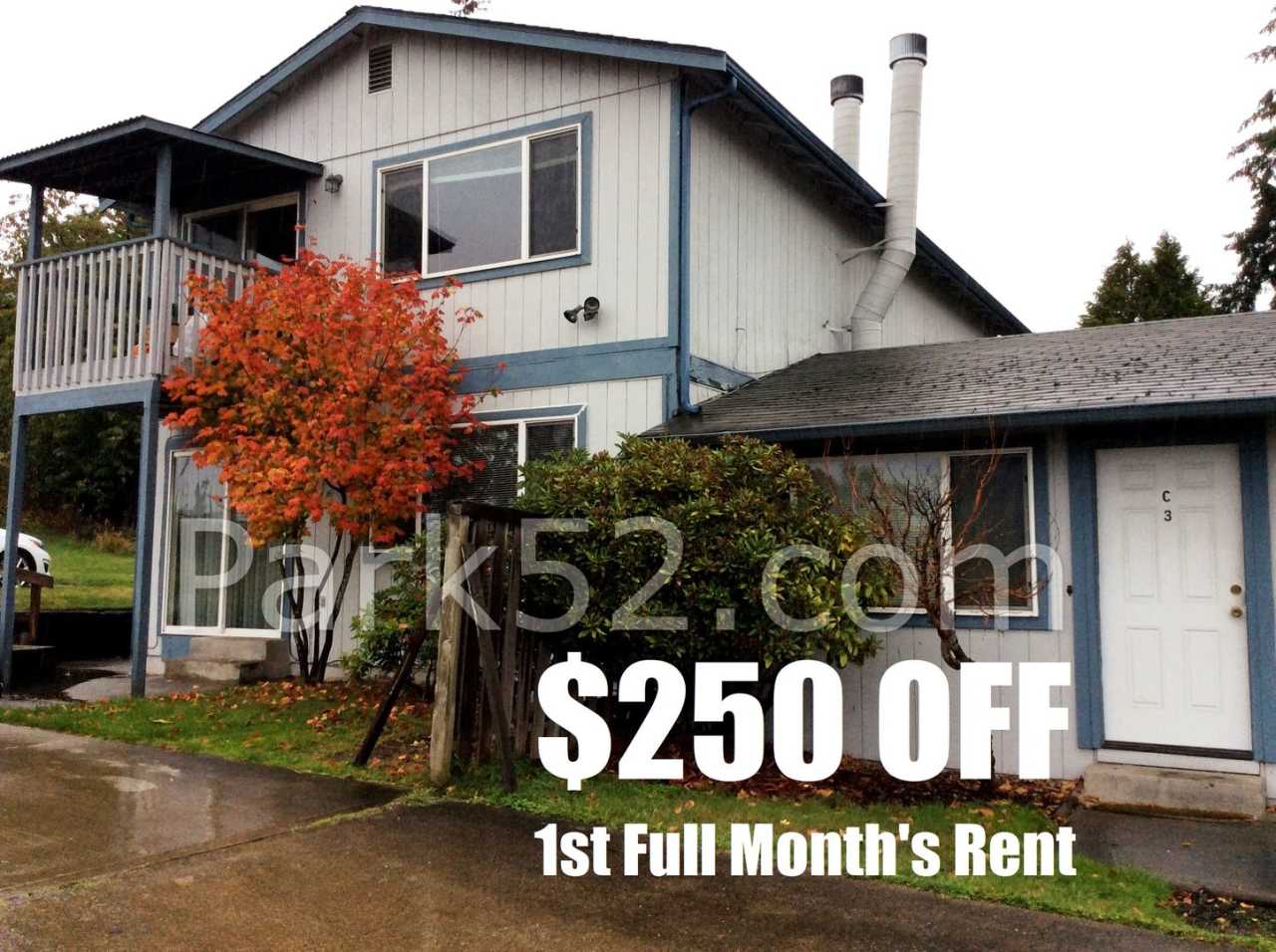 $250 OFF!! 2 Bedroom Tacoma Triplex Apartment