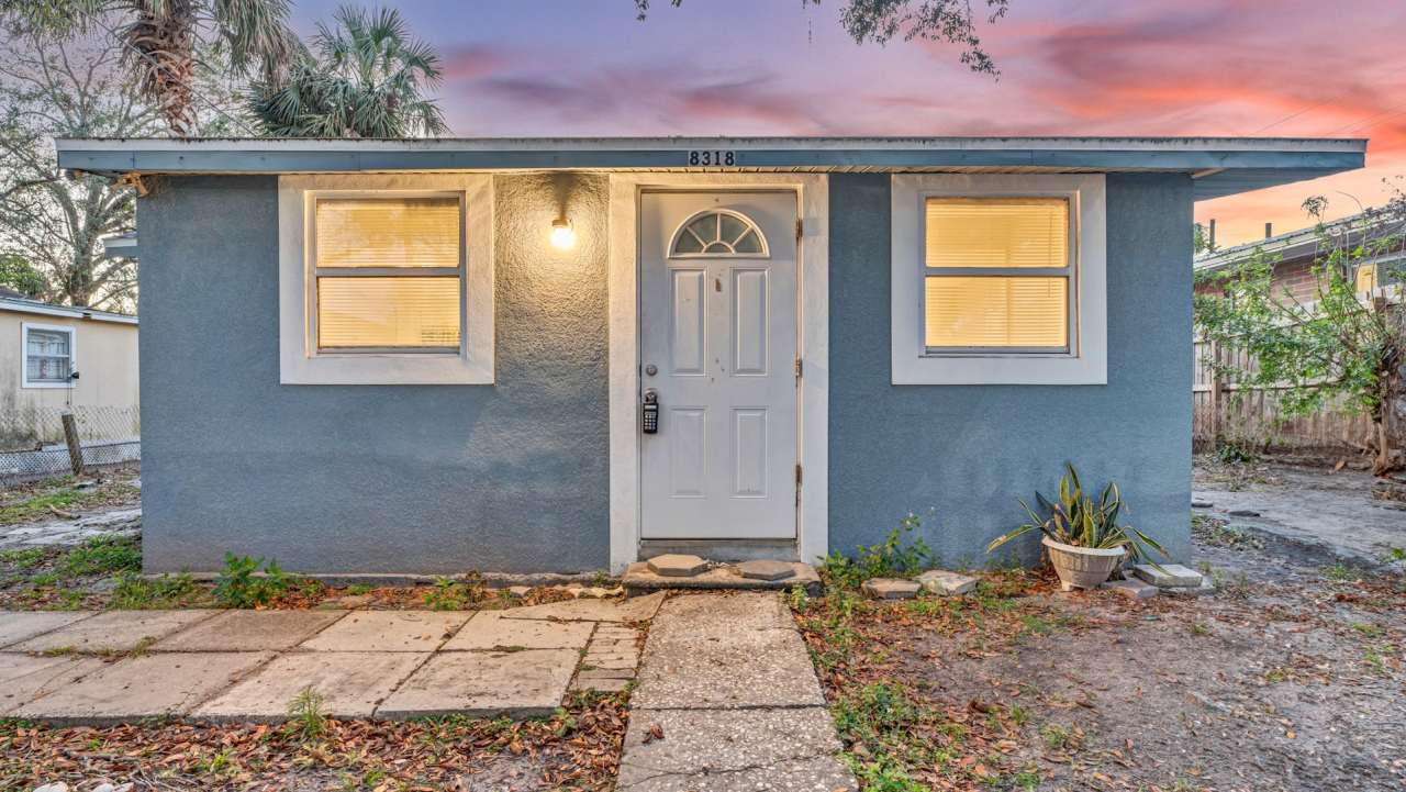 Spacious 3BD/2BA Rental in Tampa – Style, Comfort  Prime Location!
