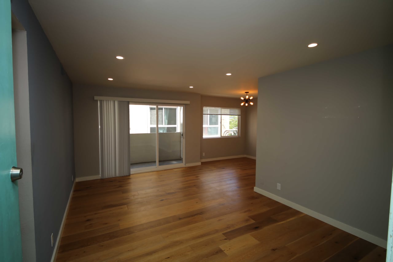 3921 Harrison Street