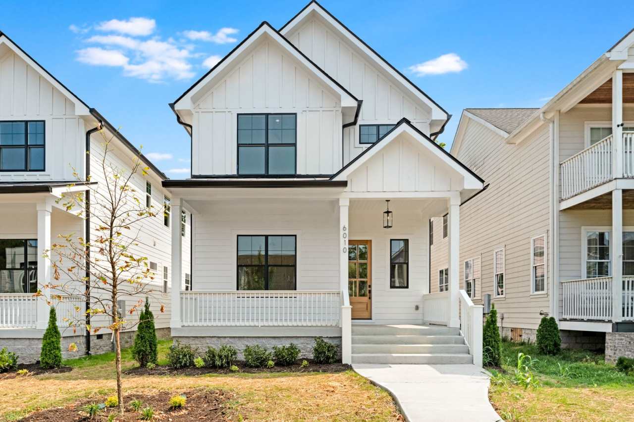 Beautiful home in The Nations! 4 bedrooms and 3 bathrooms in well sought after area.