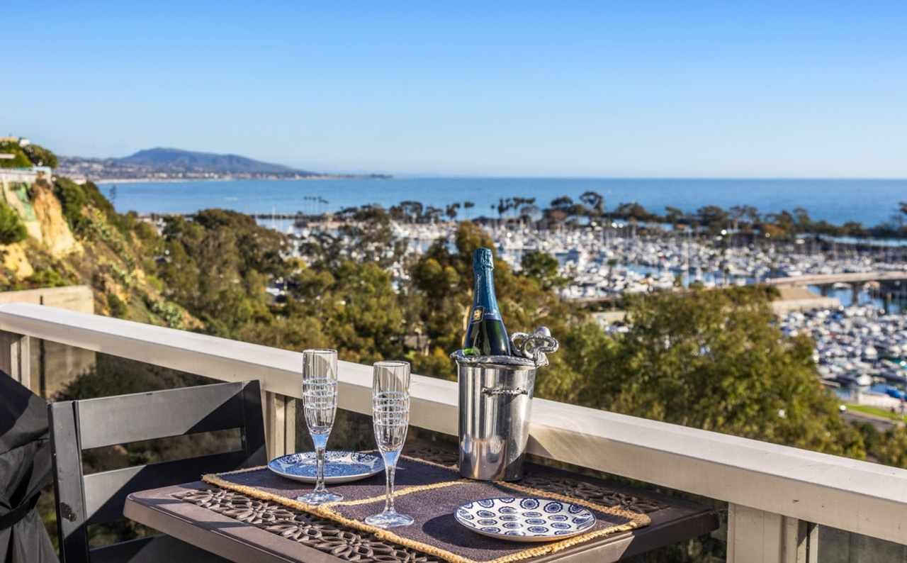 Experience Coastal Luxury in Dana Point’s Lantern District!