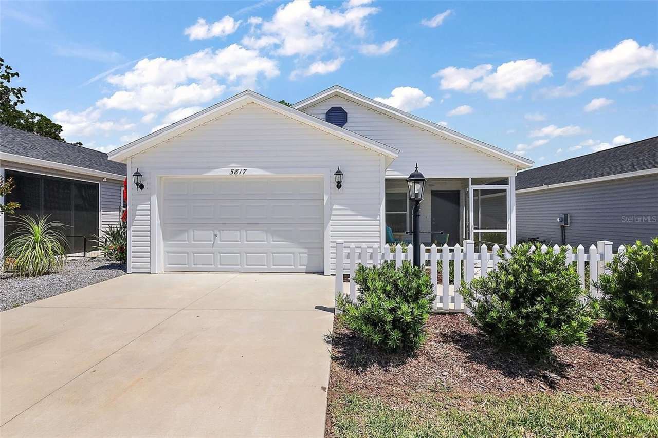 5817 VALENTE COURT
