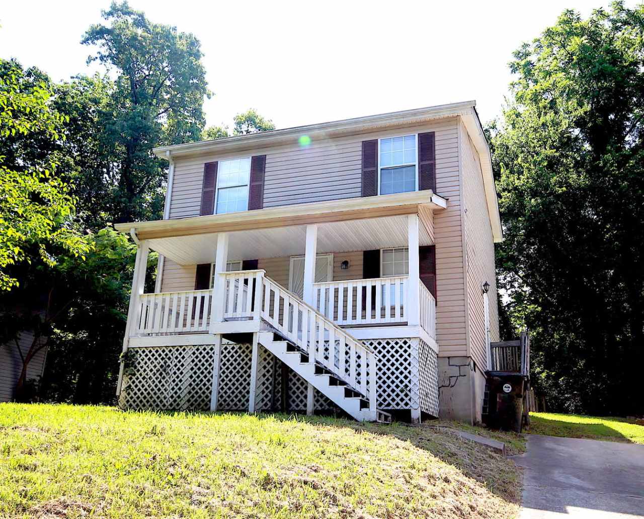 Spacious 4BR/2BA Brainerd Home Move In Ready! Housing Vouchers Accepted!