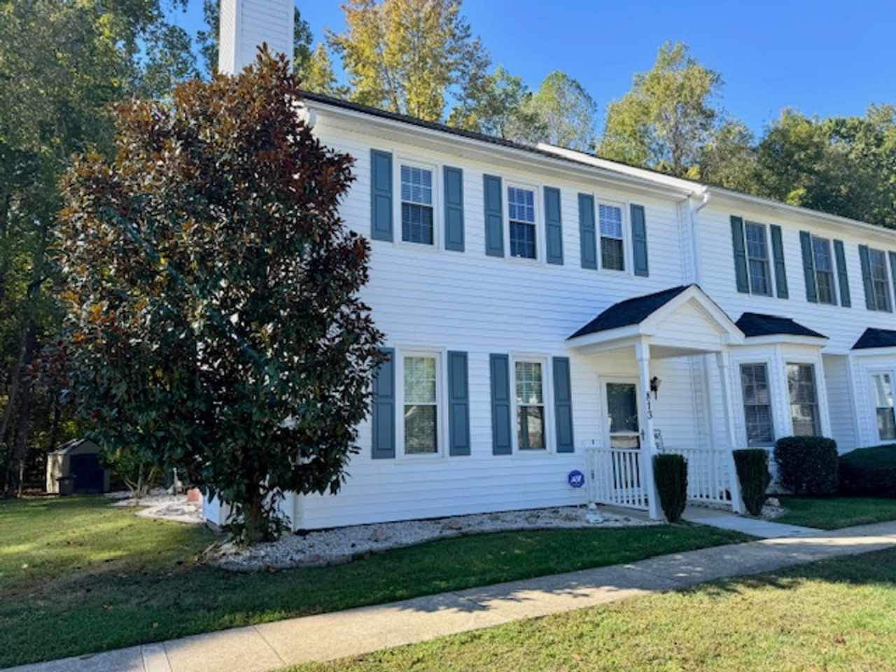 Elegant 2-Story Townhome with Sunroom  Luxury ensuite!