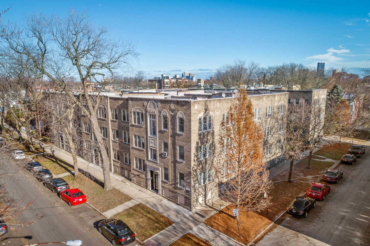 1916-34 W Winona / 5103-15 N Winchester