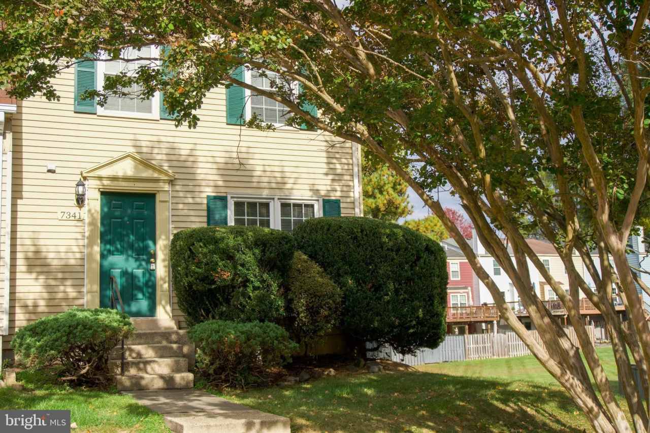 7341 CRESTLEIGH Circle