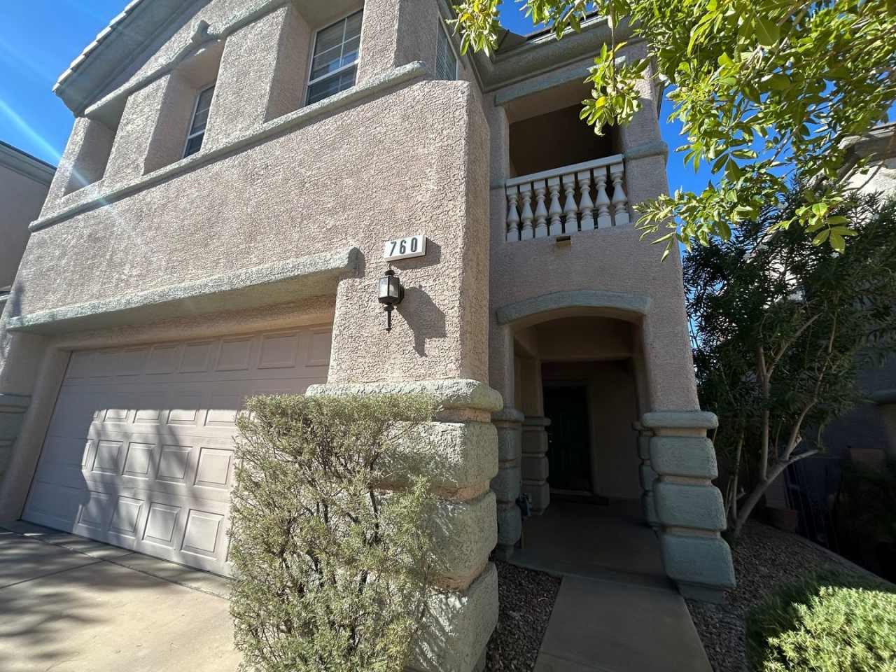 Great Townhome in Henderson Gated Community