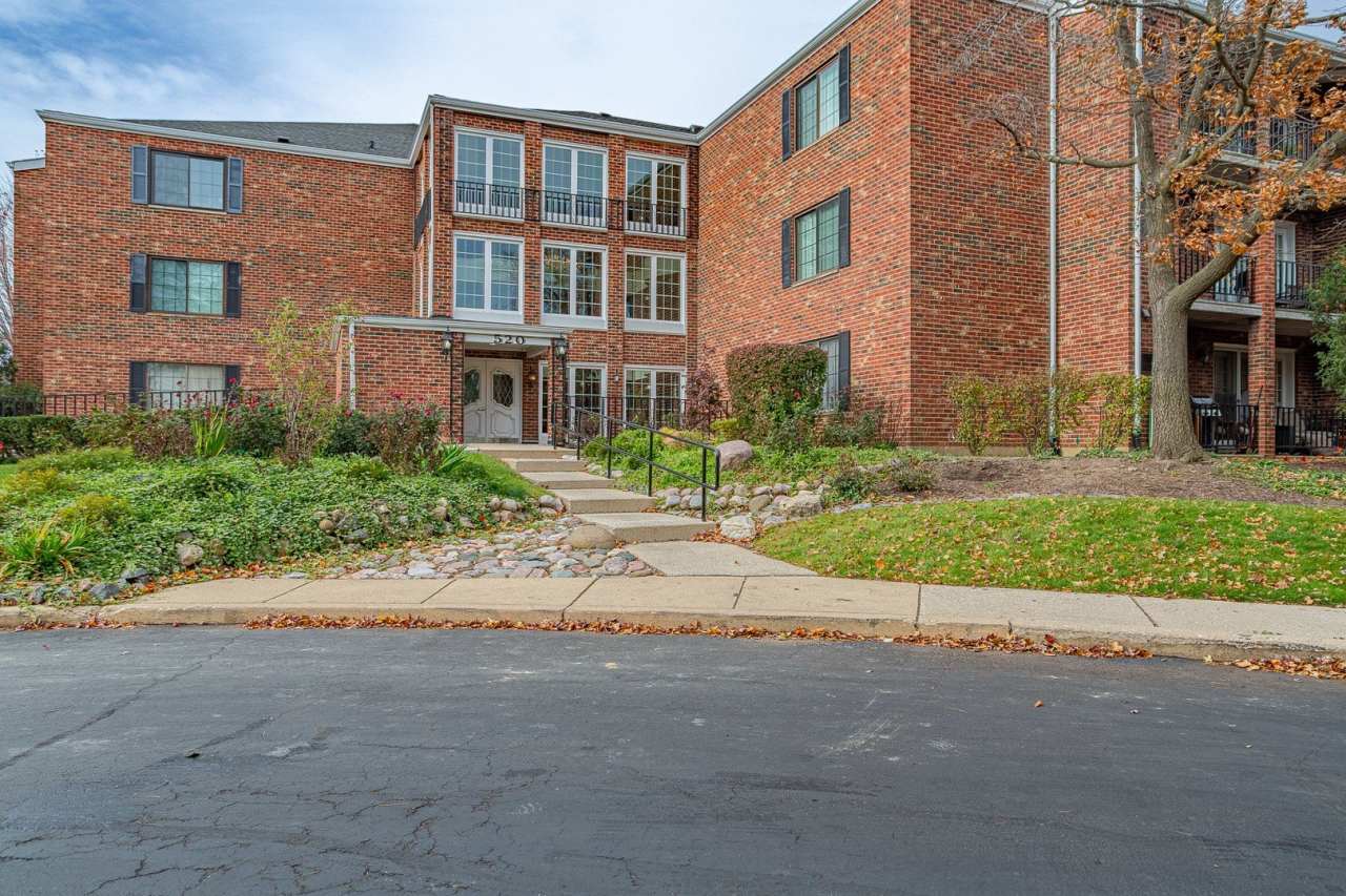 520 BIESTERFIELD Road