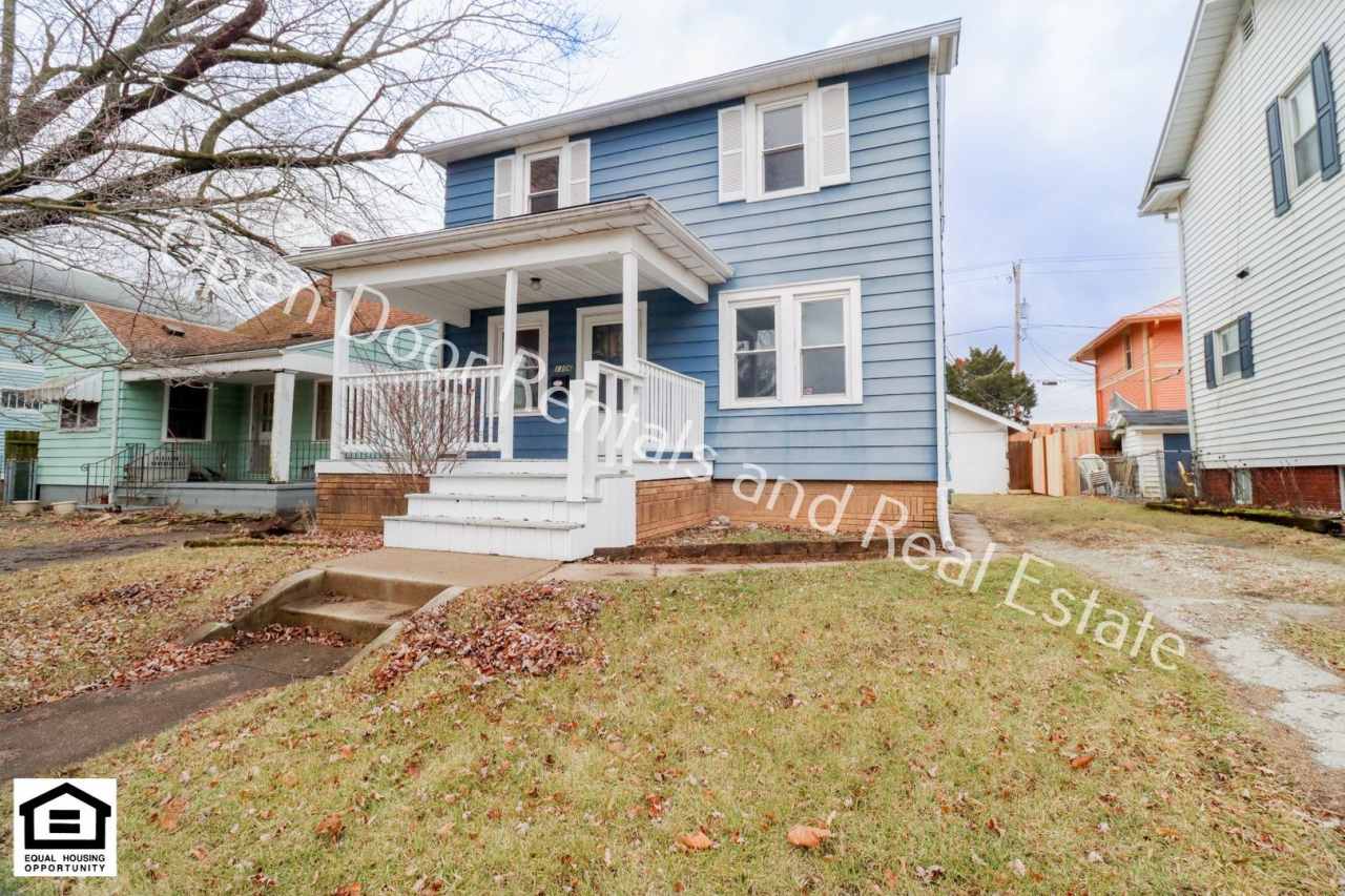 $ 200 dollars off first months rent. 2 Bedroom now available