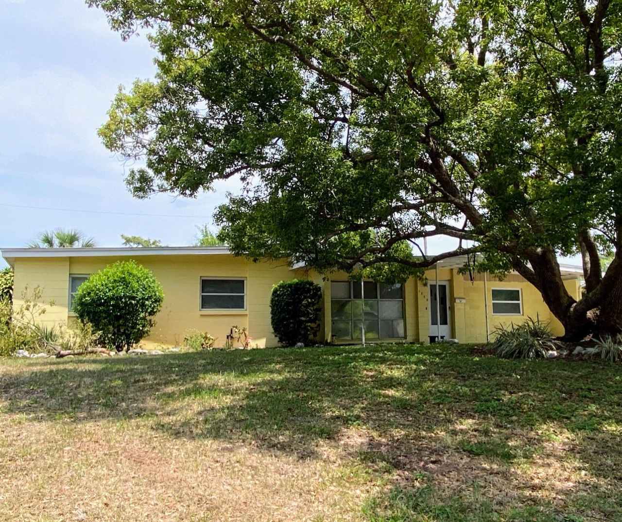 Winter Park 3 Bed, 2 Bath Home in Eastbrook – Utilities Included! Spacious Yard  Screened Patio