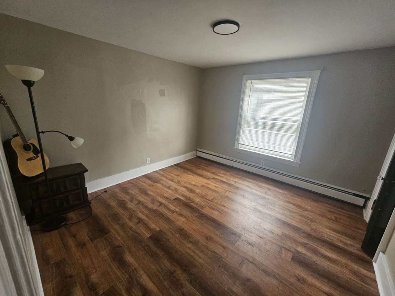 3 Bedroom with off-street Parking on Park Ave