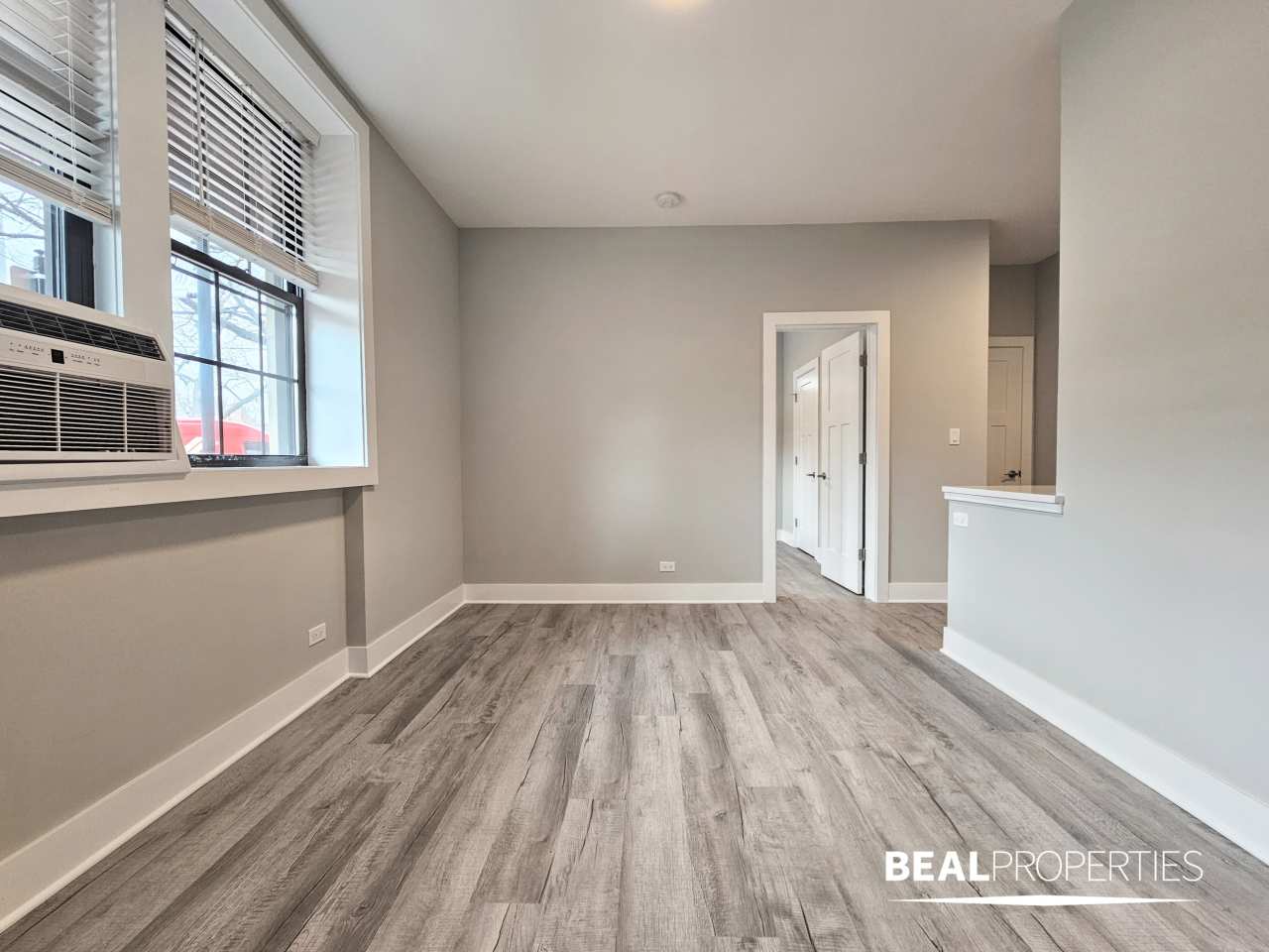1133 Oak Ave