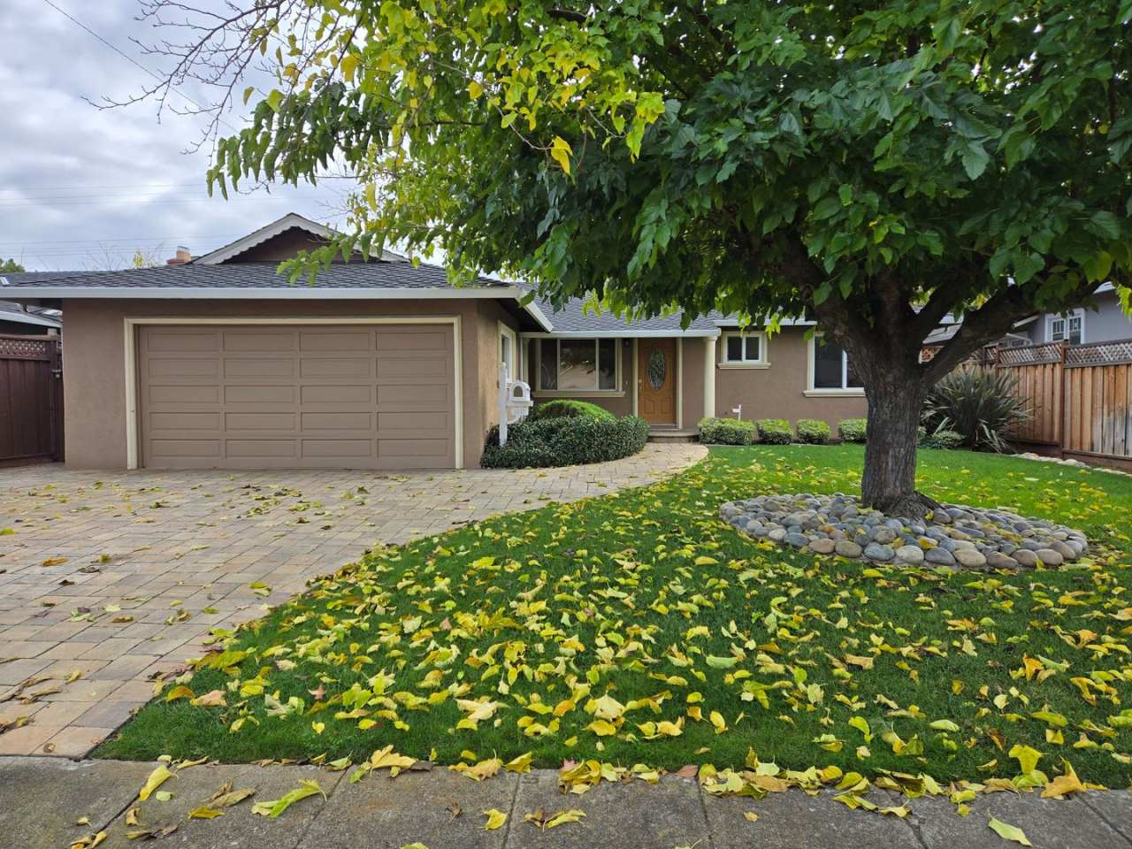 Beautiful 3 bed 2 bath Cambrian home in a great school district