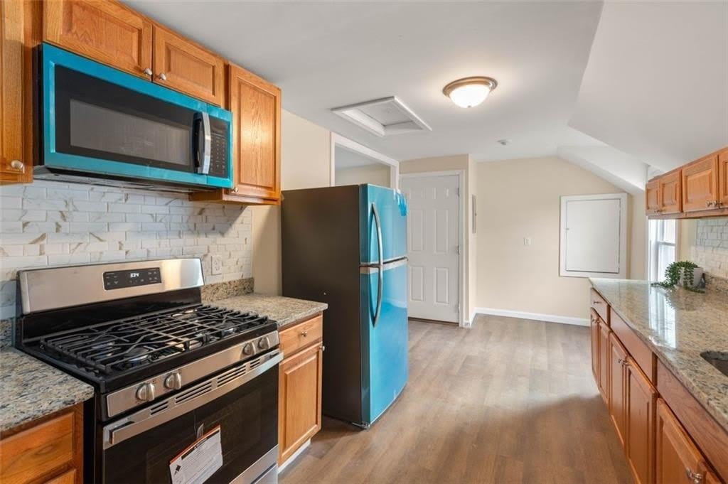 194 Harrison Street unit: 1