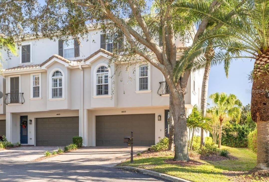 4603 OVERLOOK DRIVE NE