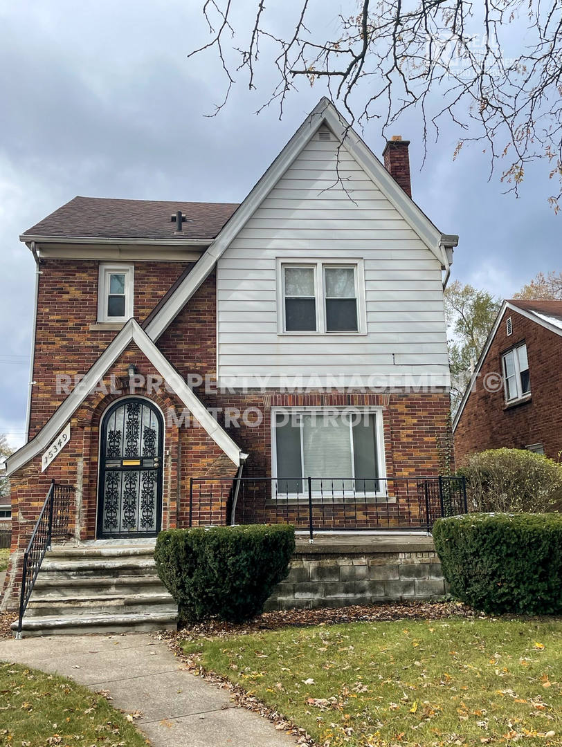 LEASE TODAY and SAVE!!