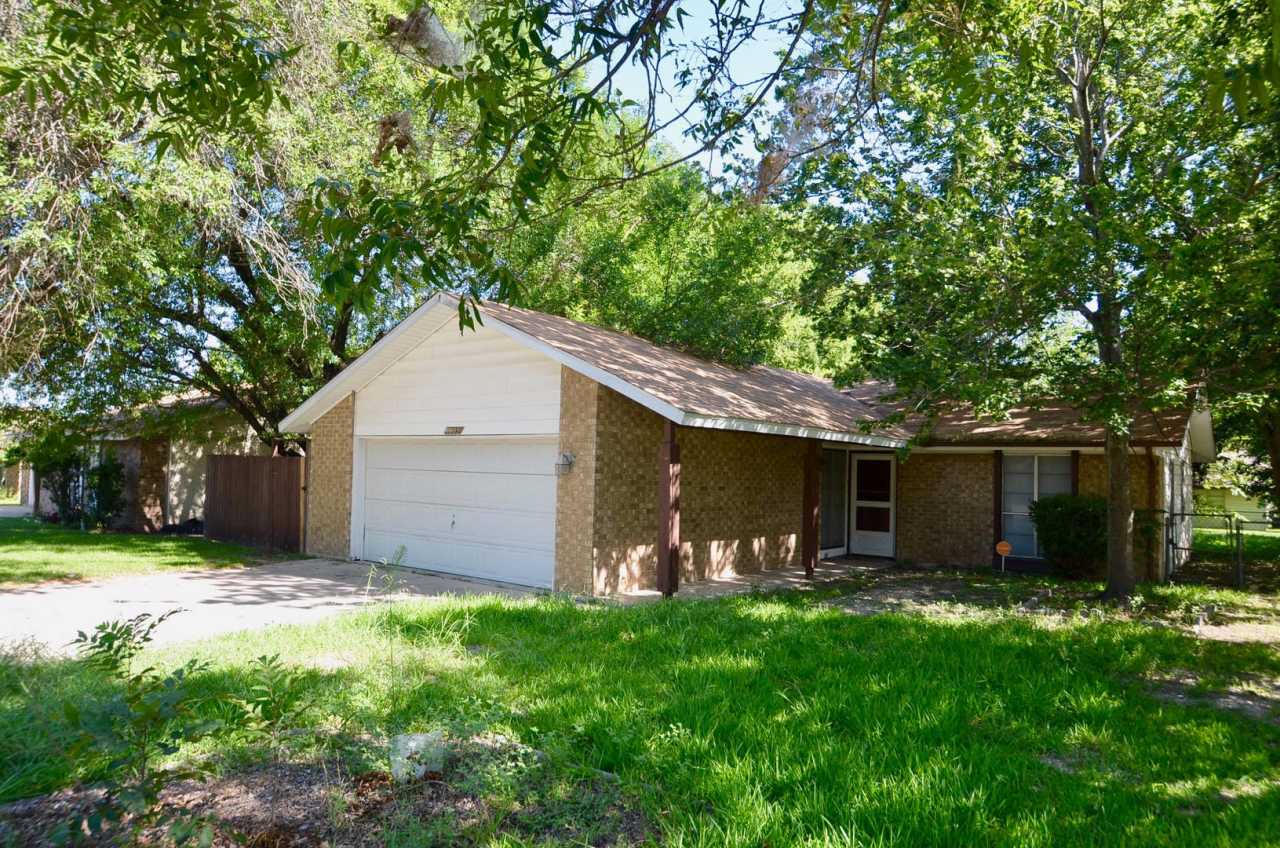 Charming 3 bed 2 bath home located in killeen available soon!!