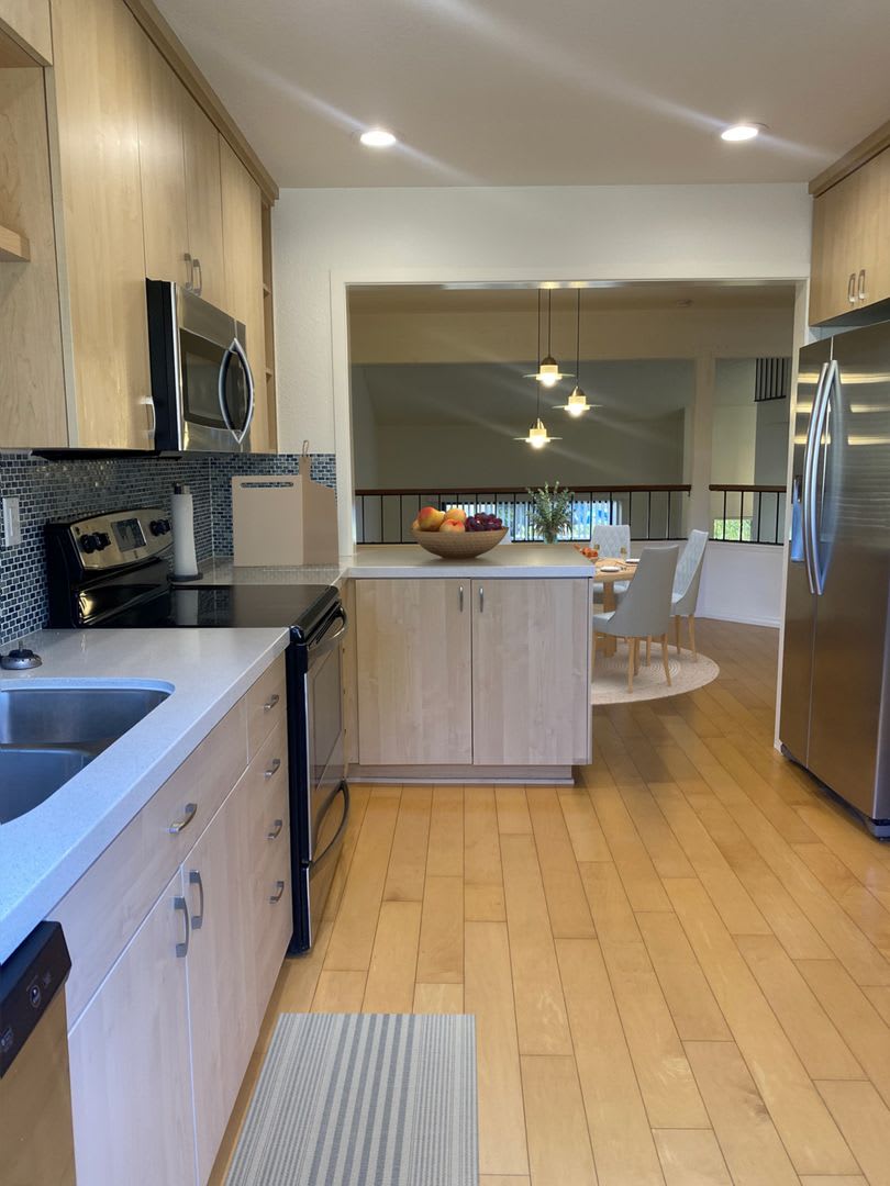 Stunning La Jolla Condo with Space, Style, and Sophistication!