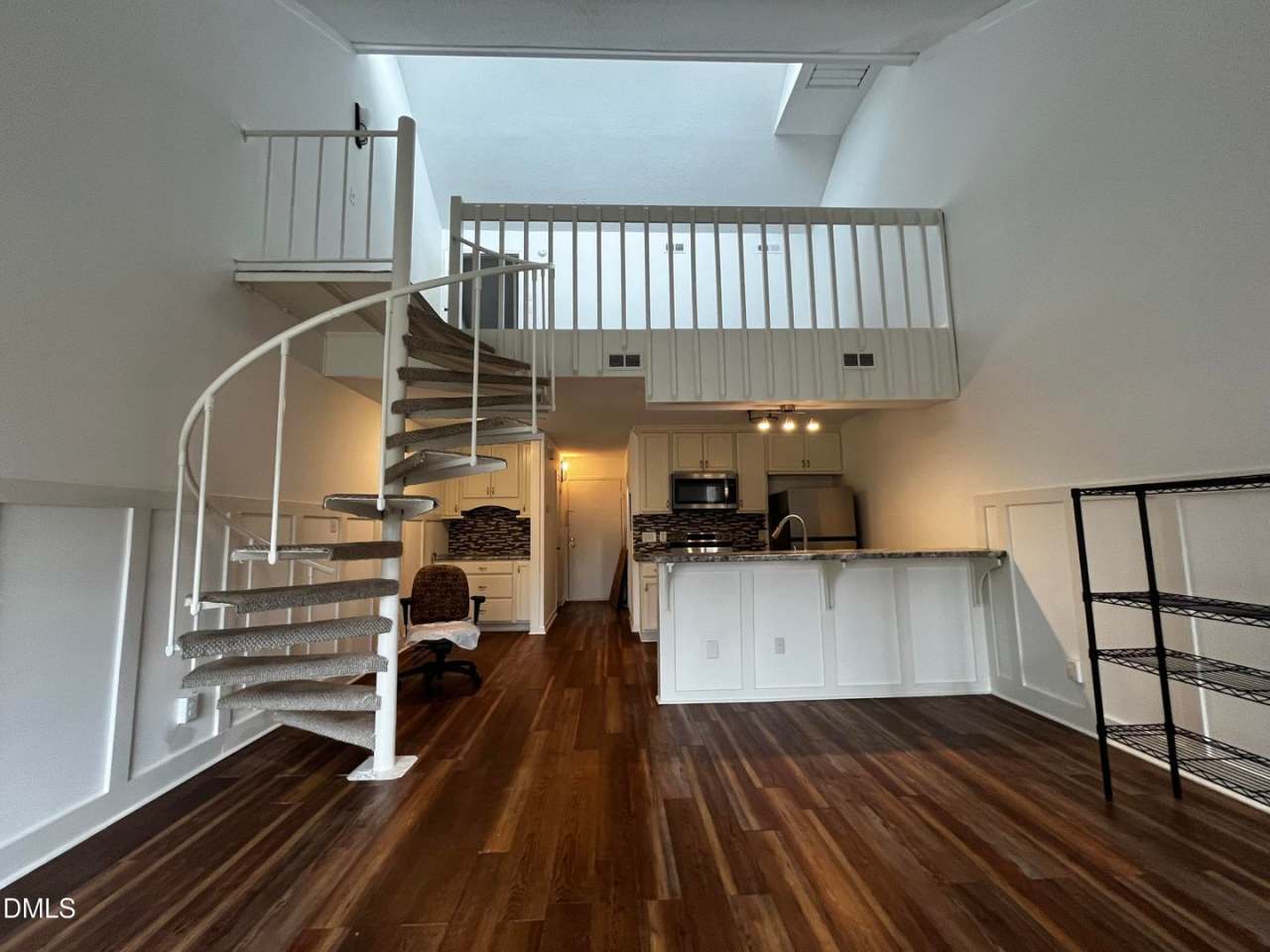 3083 Huntleigh Drive