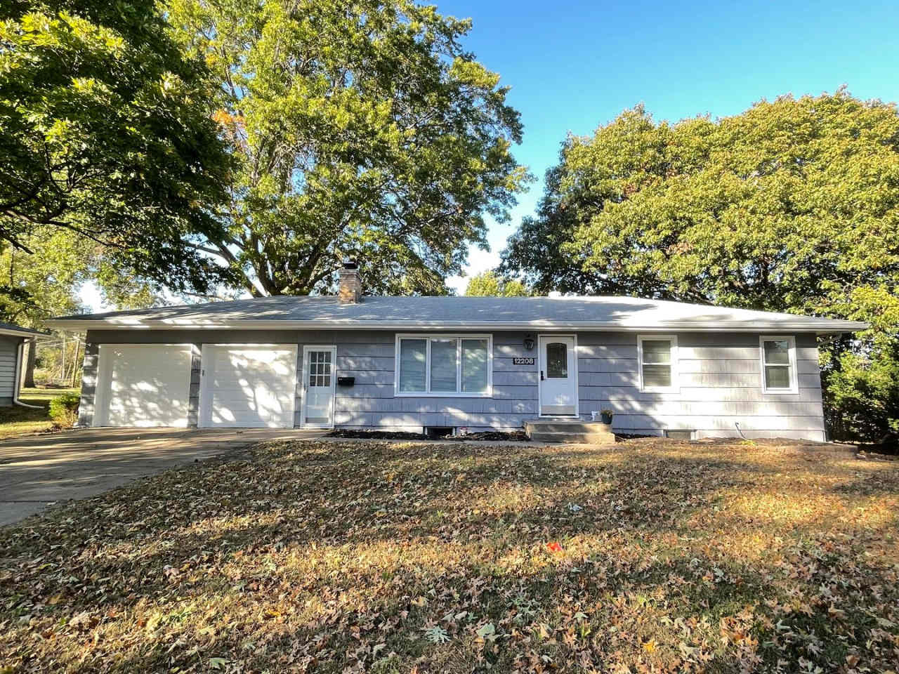 NEW ON THE MARKET– Charming 3bd/1ba Ranch Home in Prime Location!