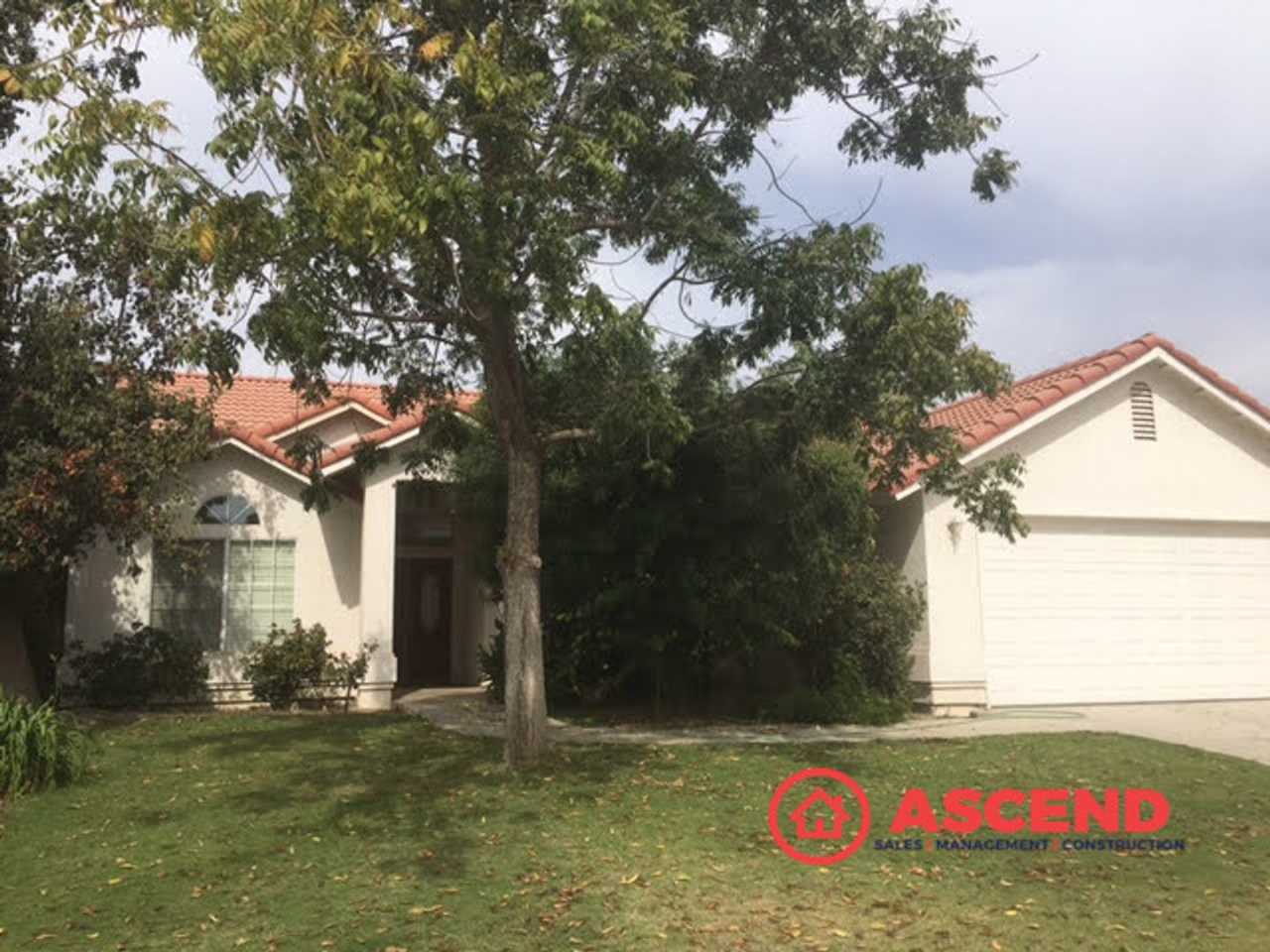 Phenomenal Home Located Off Brimhall and Renfro!